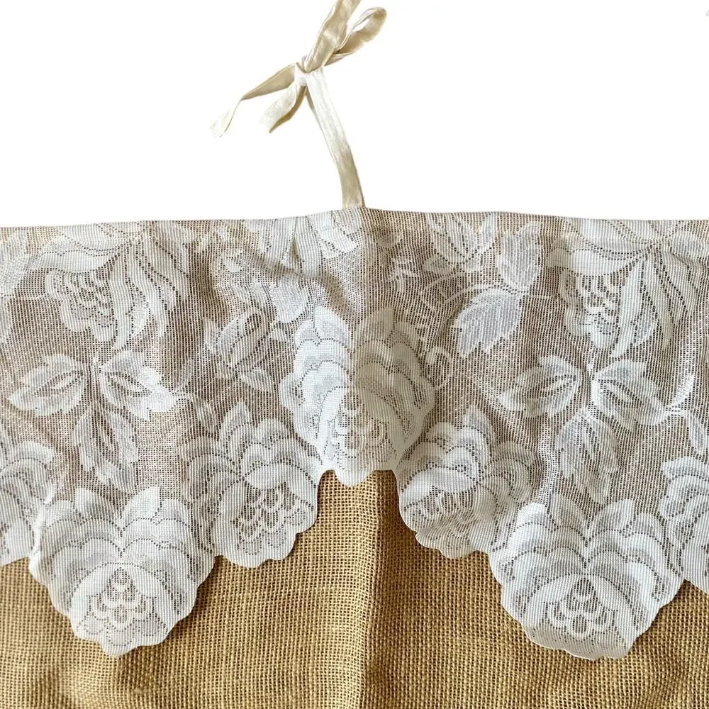Unbranded romantic lace